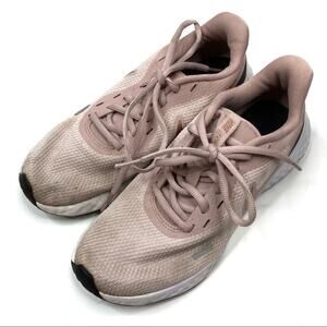 3/$30 Nike | Revolution Light Pink Sneakers 6.5